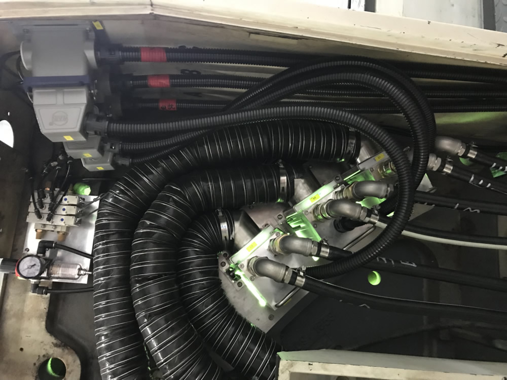 Manroland UV drying equipment-Huizhou Zhiyuan Group